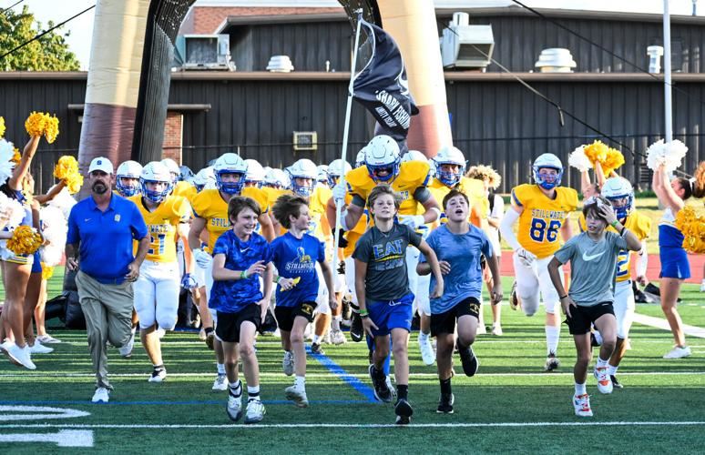  SHS Football Team takes to the field